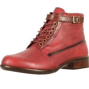 BRAND NEW NAOT Leather Boots